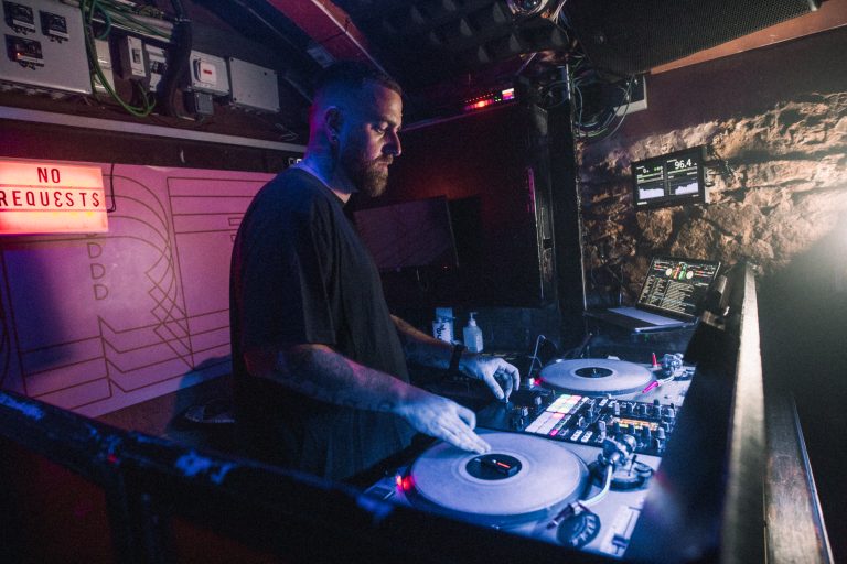Wednesday Night: DJ Stile