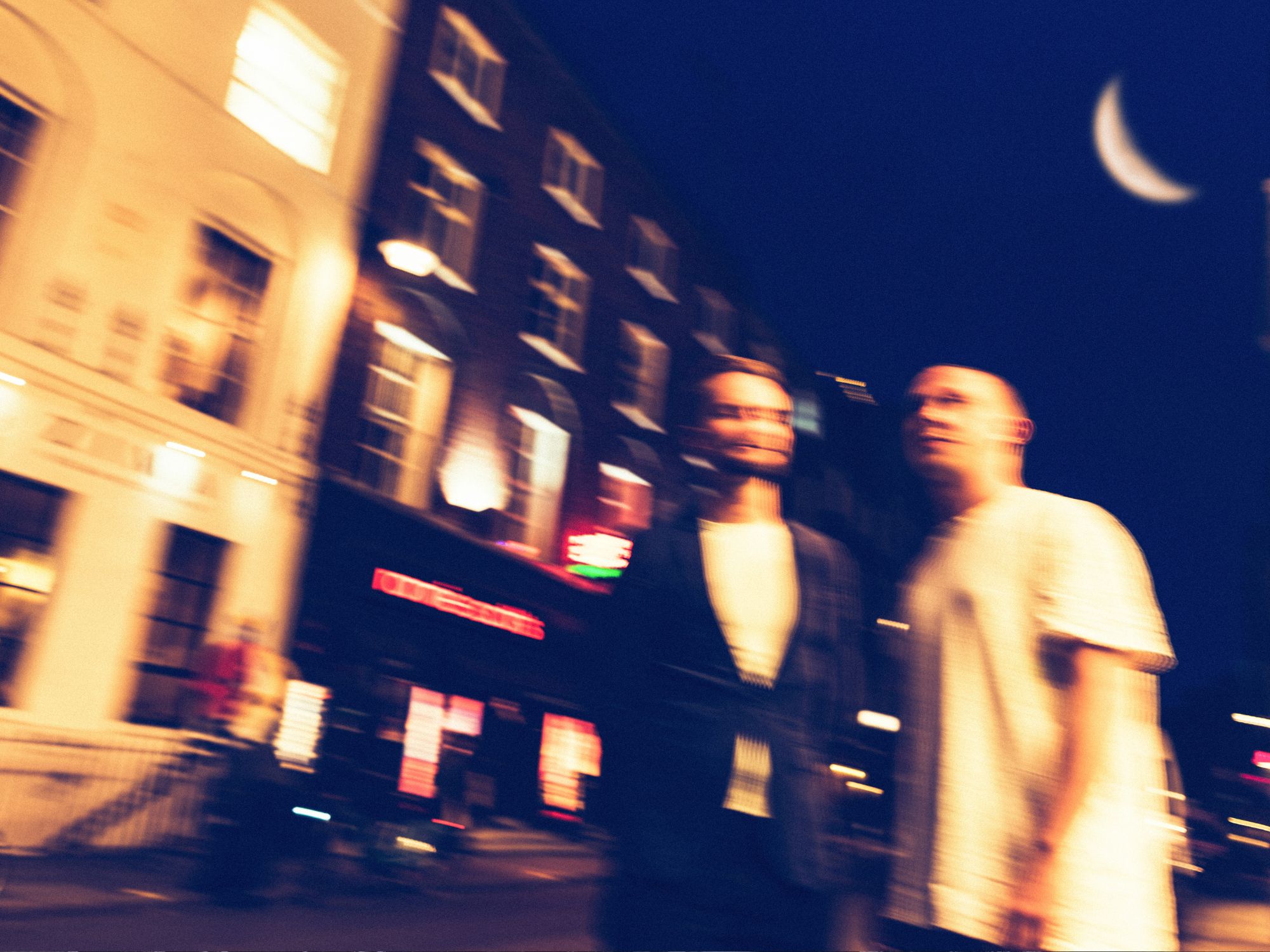 Alex Hitchcock & Ant Law: Same Moon'
