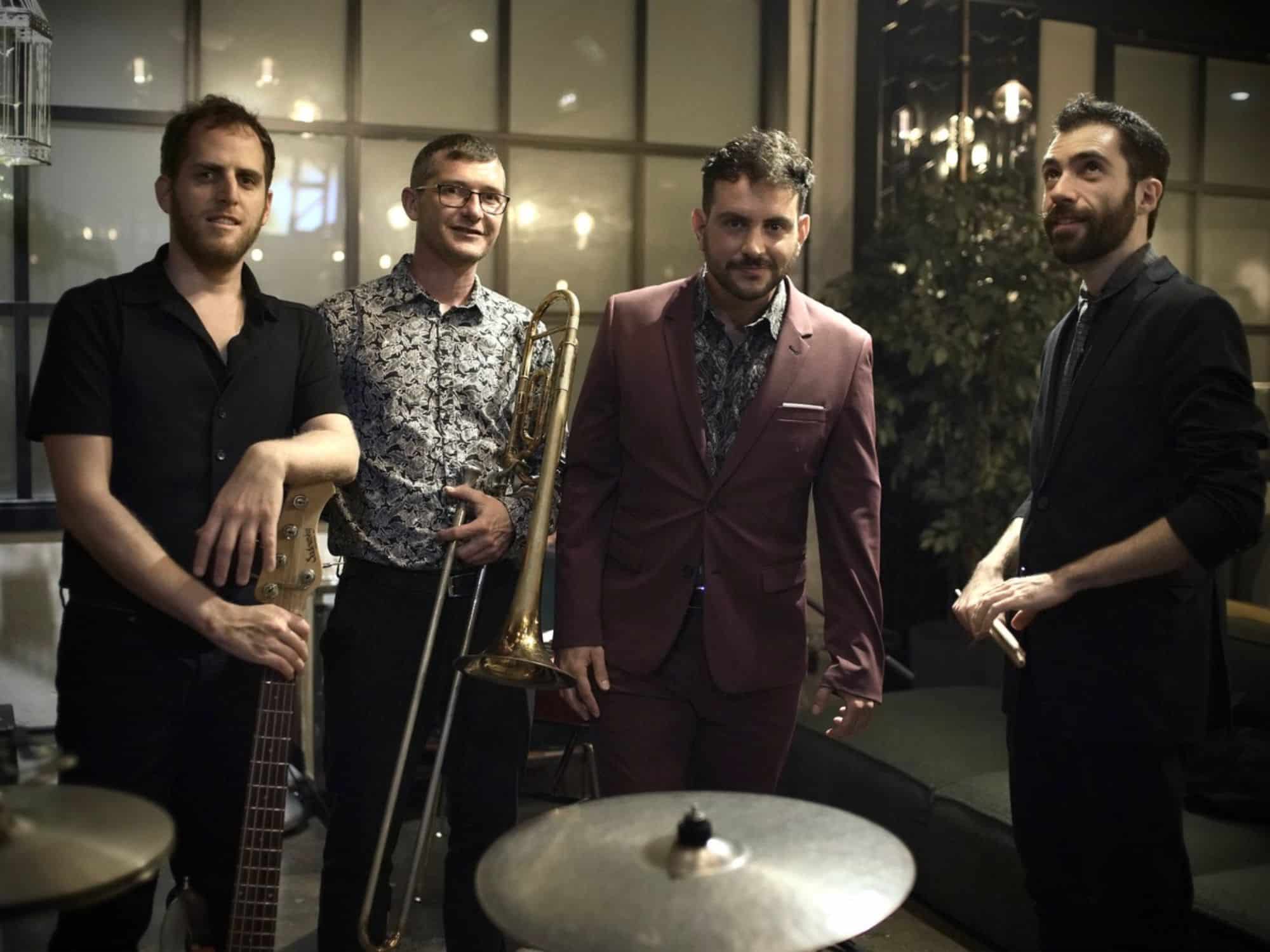 Alberto Burguez & The Flying Roots